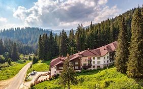 Alpine Relax Free Spa & Pool